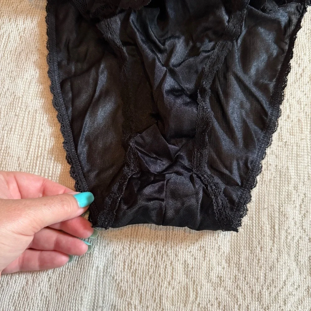 Vintage Fredrick’s of Hollywood lace ruffled tassel negligee lingerie bodysuit